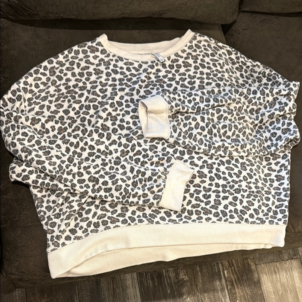 Z Supply Leopard Print Crew Neck Sweater - Gray and Cream